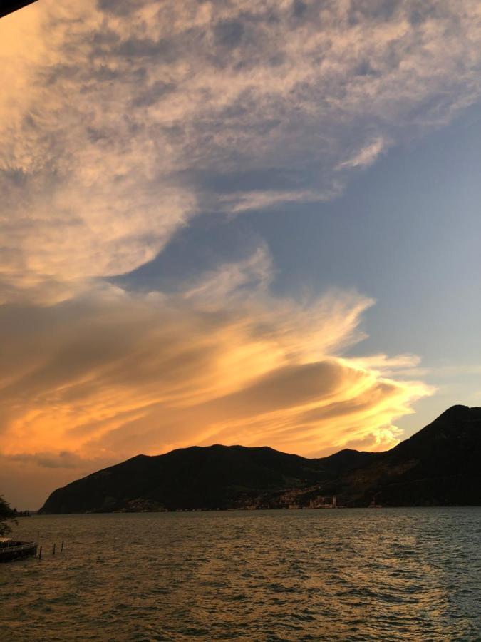 Residenza Di Prestigio In Riva Al Lago Marone Loft Εξωτερικό φωτογραφία