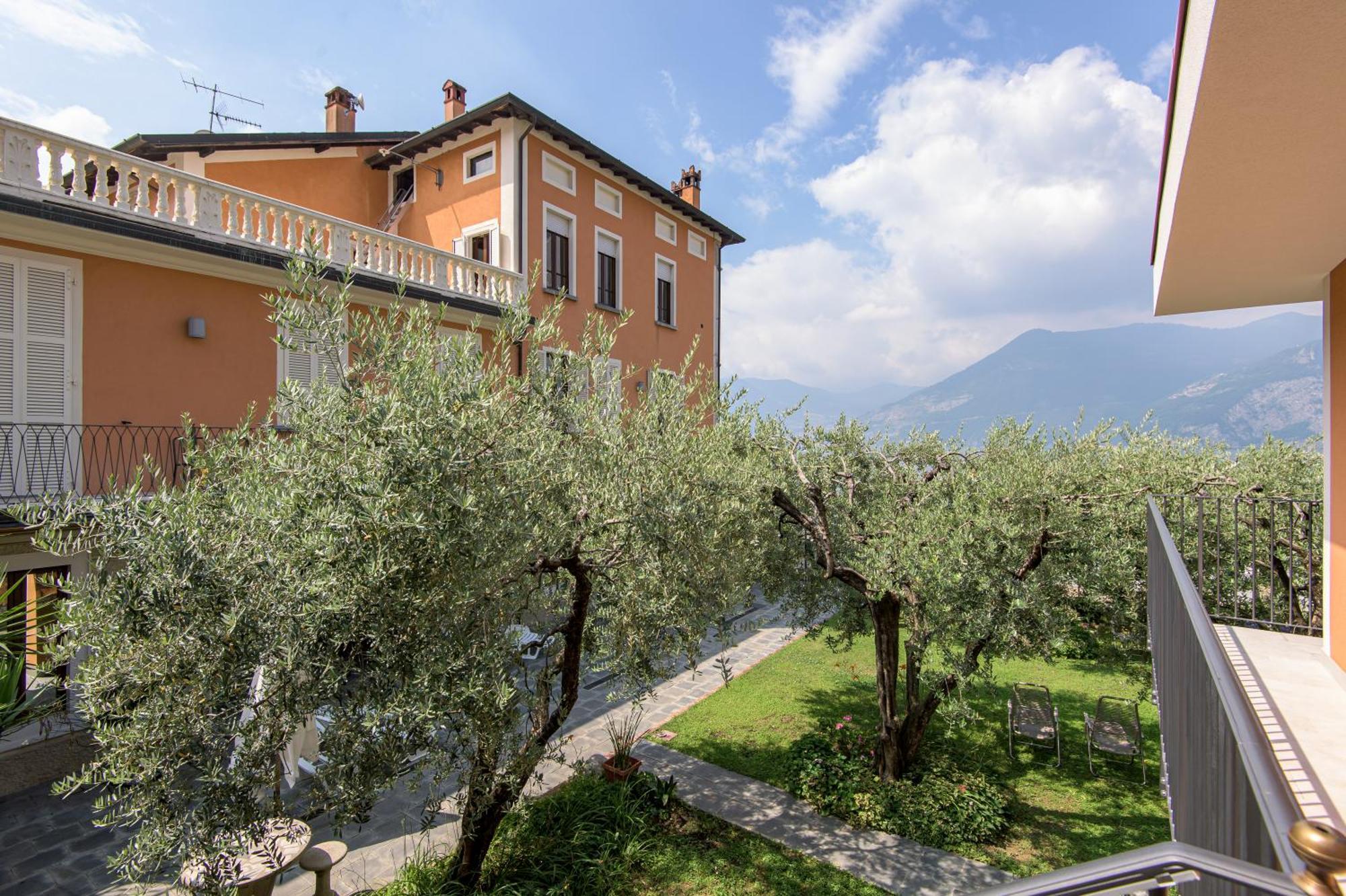Residenza Di Prestigio In Riva Al Lago Marone Loft Εξωτερικό φωτογραφία
